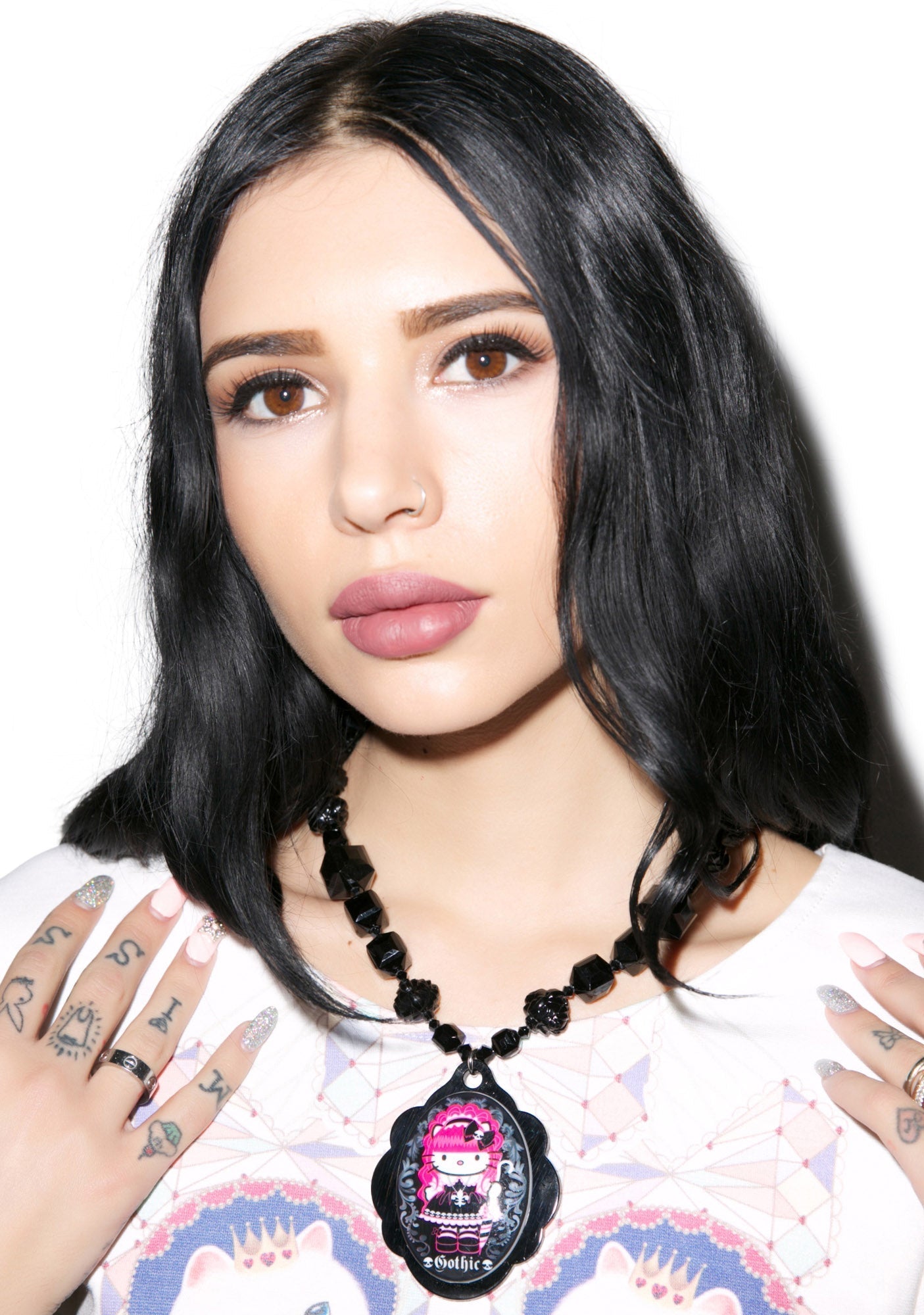 Adjustable Multibead Necklace With Cameo - Black