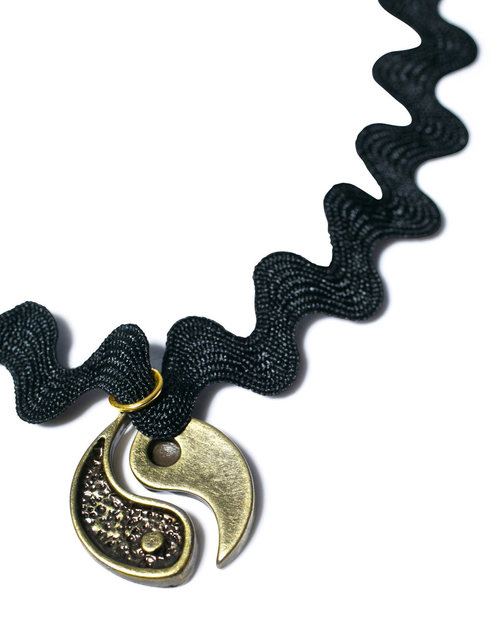 Zenarchy Ying Yang Choker - White