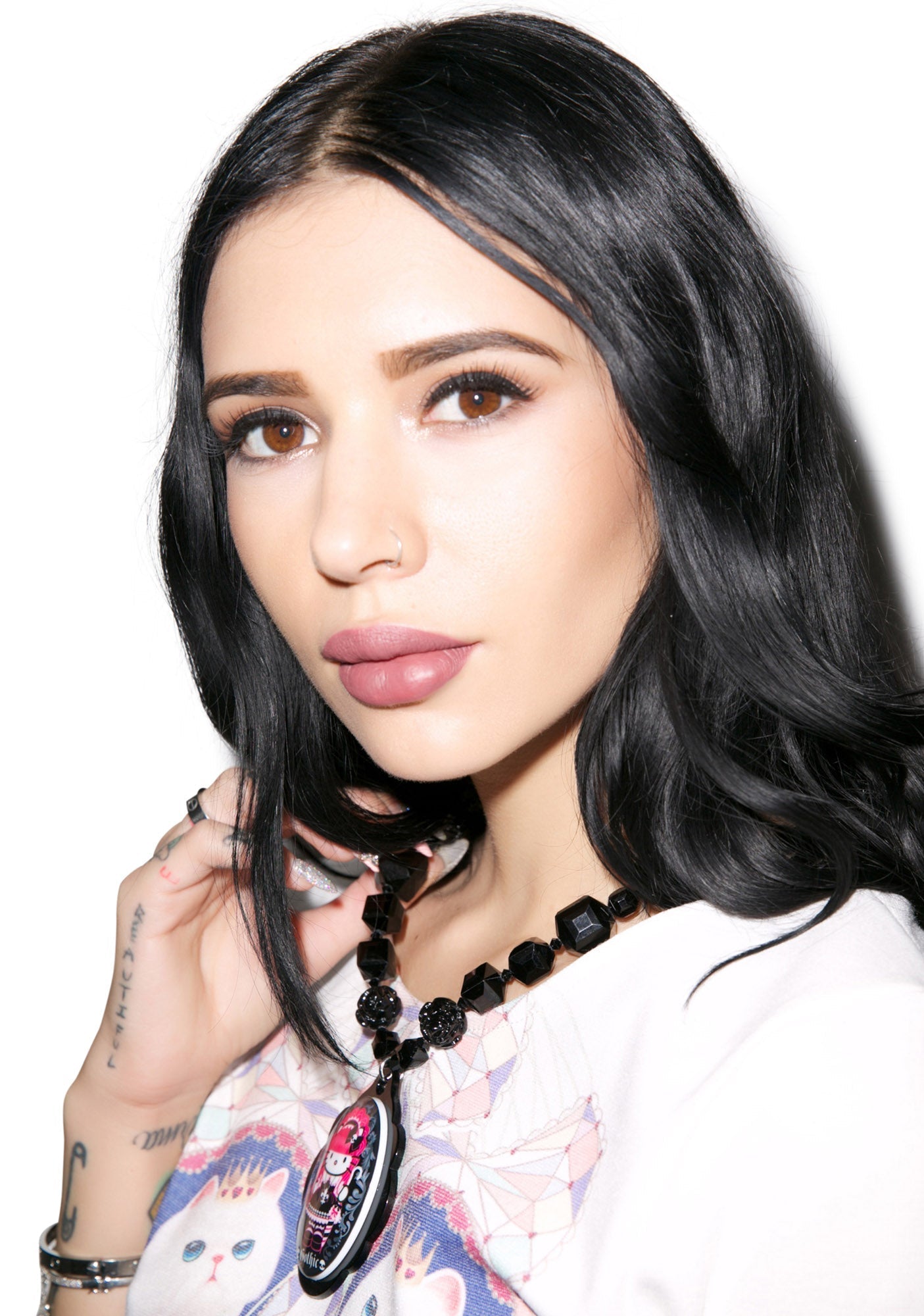 Adjustable Multibead Necklace With Cameo - Black