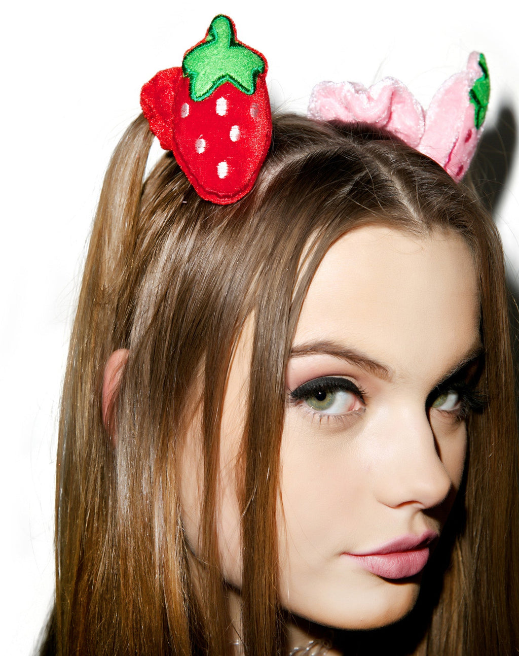 Ichigo Plush Scrunchie - Pink