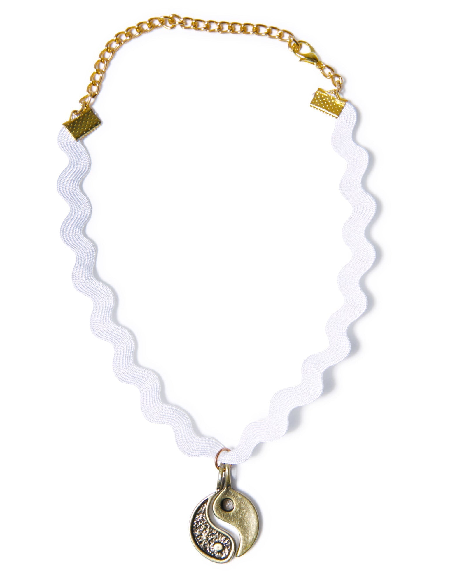Zenarchy Ying Yang Choker - White