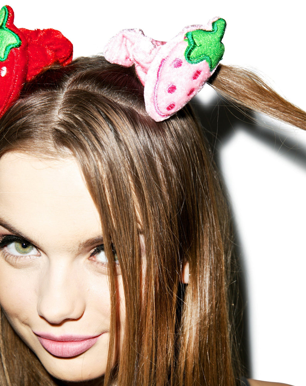 Ichigo Plush Scrunchie - Dark Pink