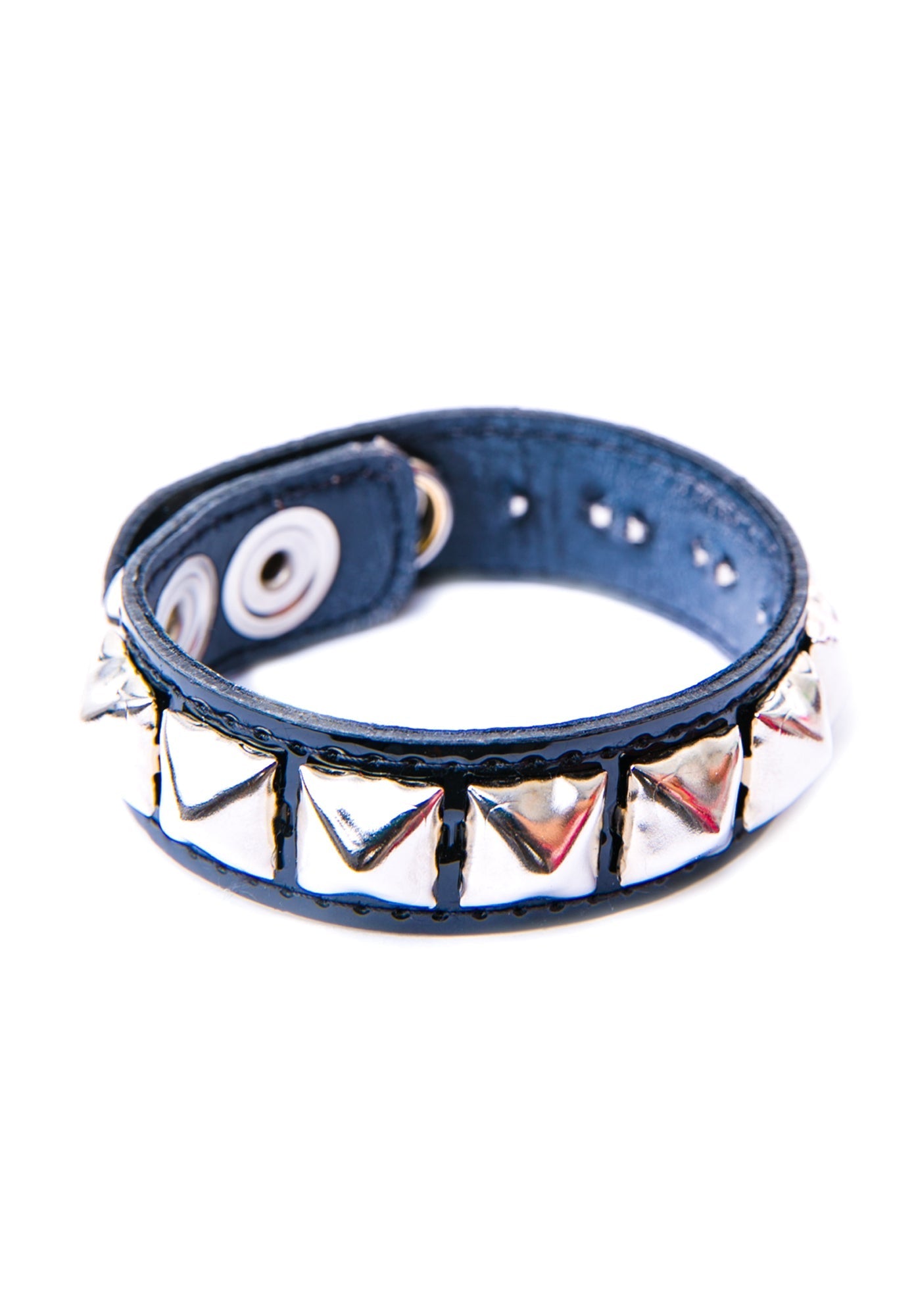 Beltsville Crucible Bracelet - White